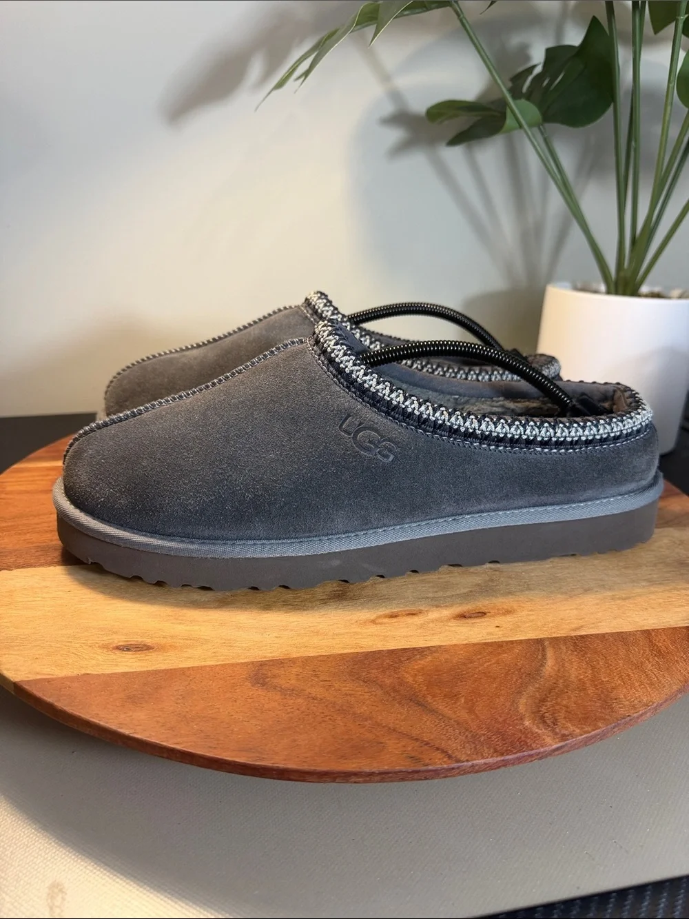 🍁UGG Tasman II Dark Grey Suede Slippers Men Size 11
